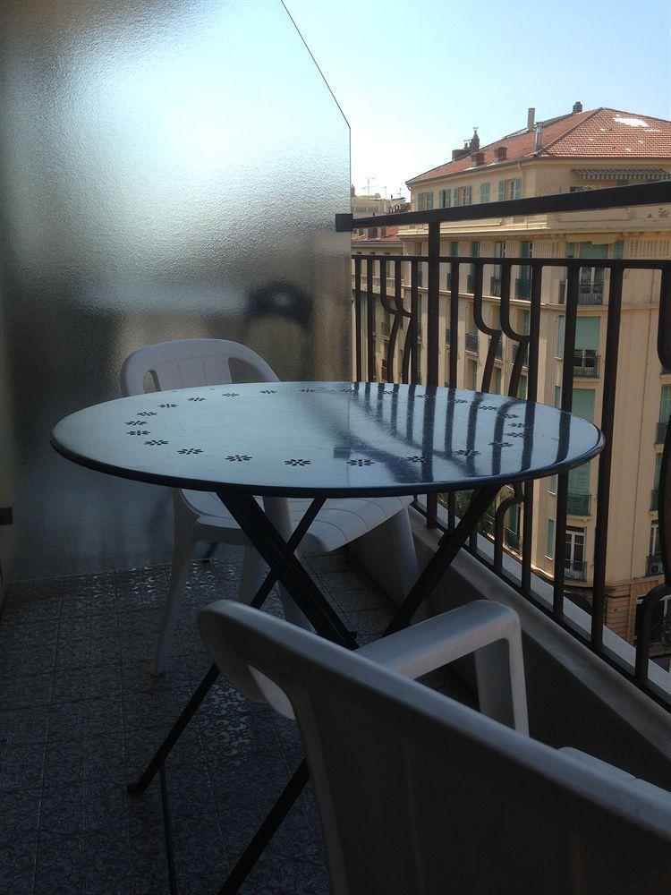 Moderne 2* Mentone