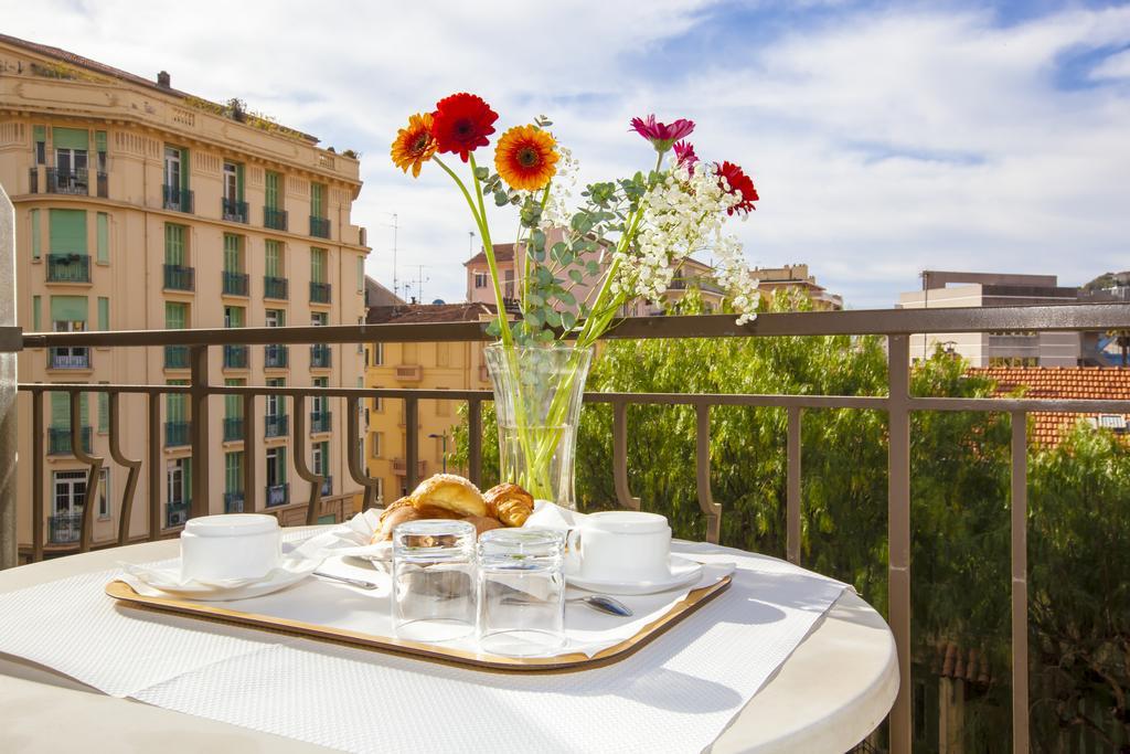 Hotel Moderne 2*