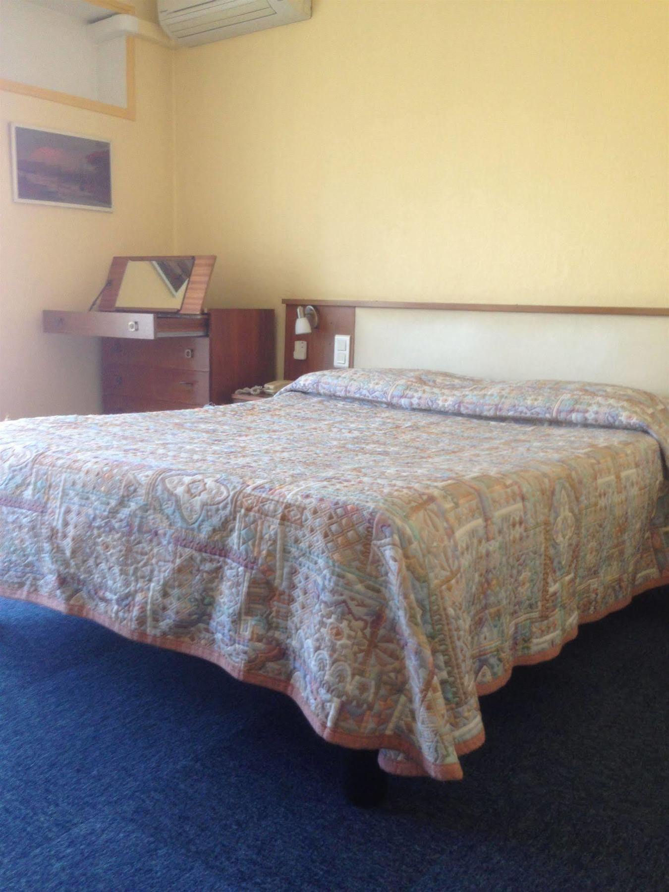 Moderne Hotel 2*