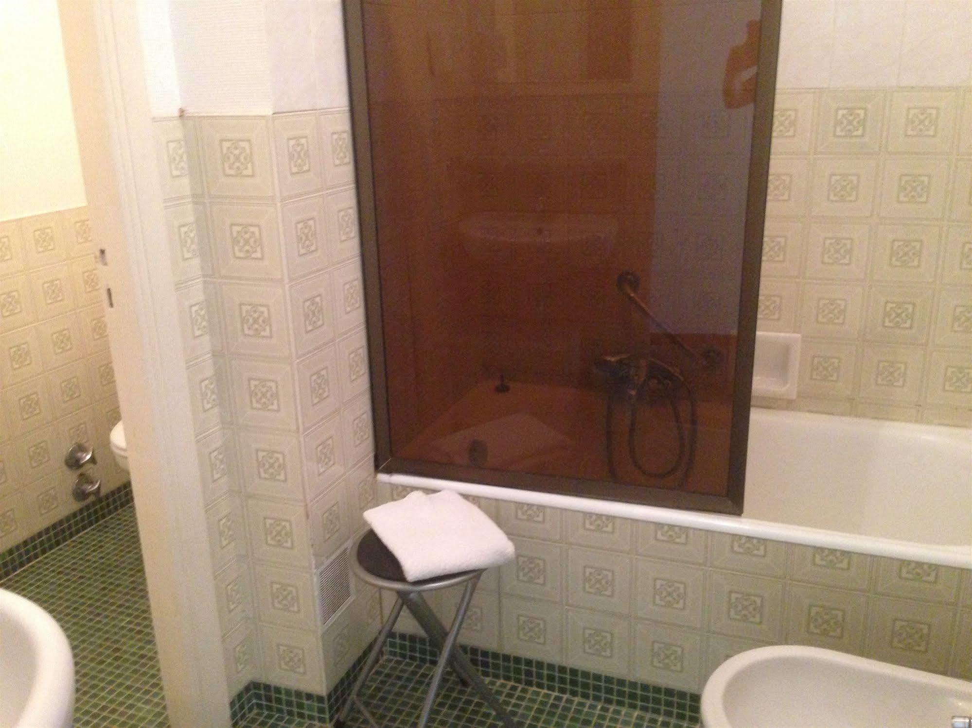 Moderne Hotel 2*