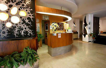 Moderne 2*